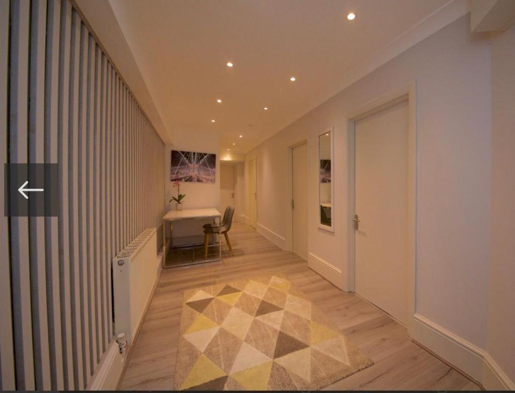 Lancaster Gate Hyde Park Lodge By Urban Retreats Лондон Экстерьер фото